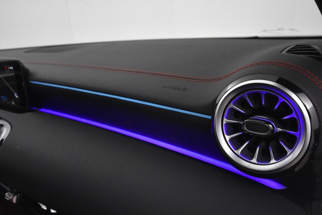 Mercedes-Benz CLA 2024