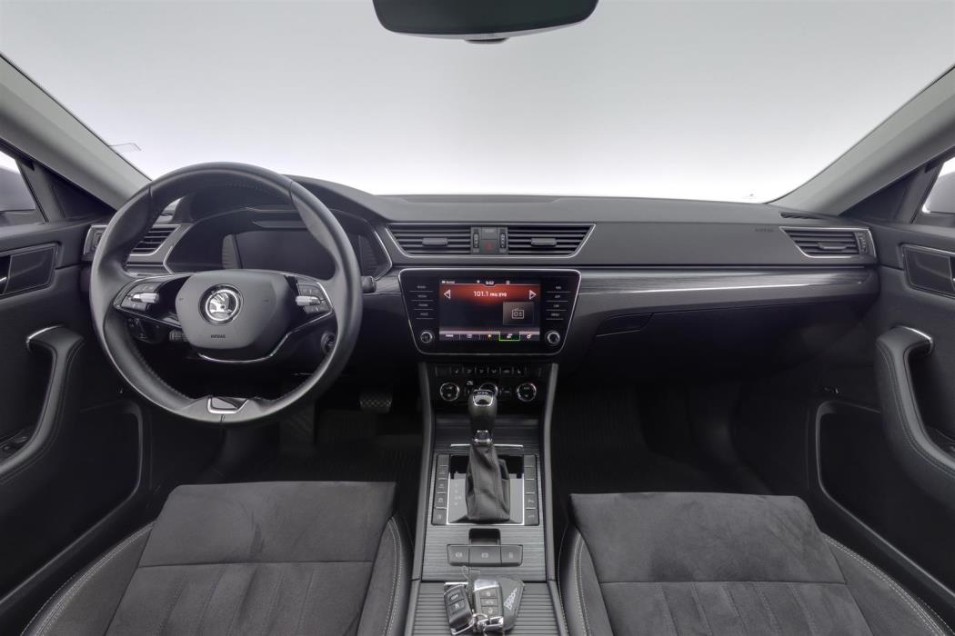 Skoda Superb 2021