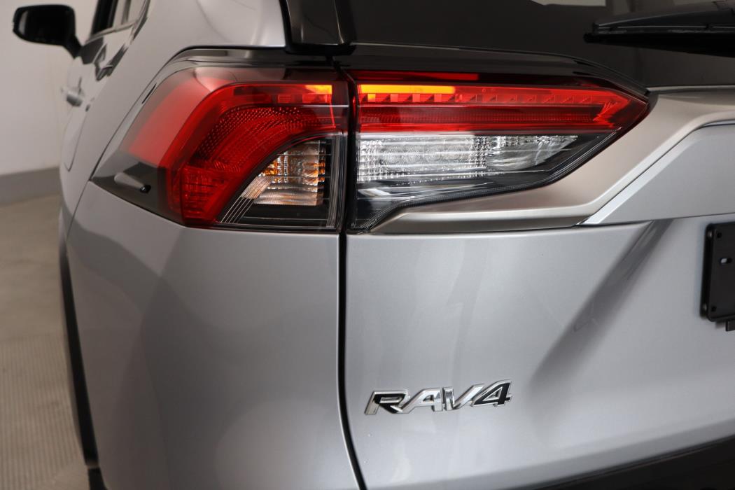 TOYOTA RAV4 2023