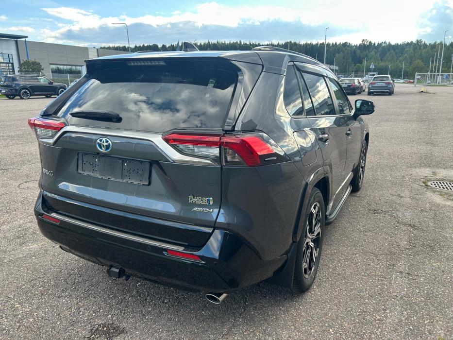 Toyota RAV4 Plug-in 2023