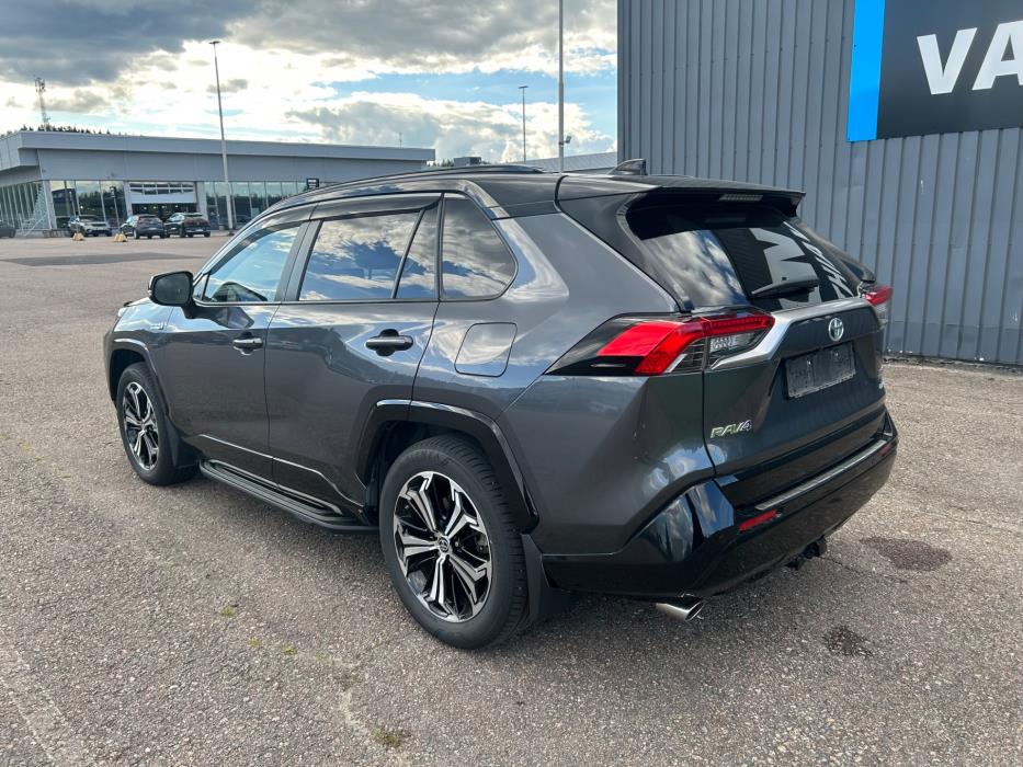 Toyota RAV4 Plug-in 2023