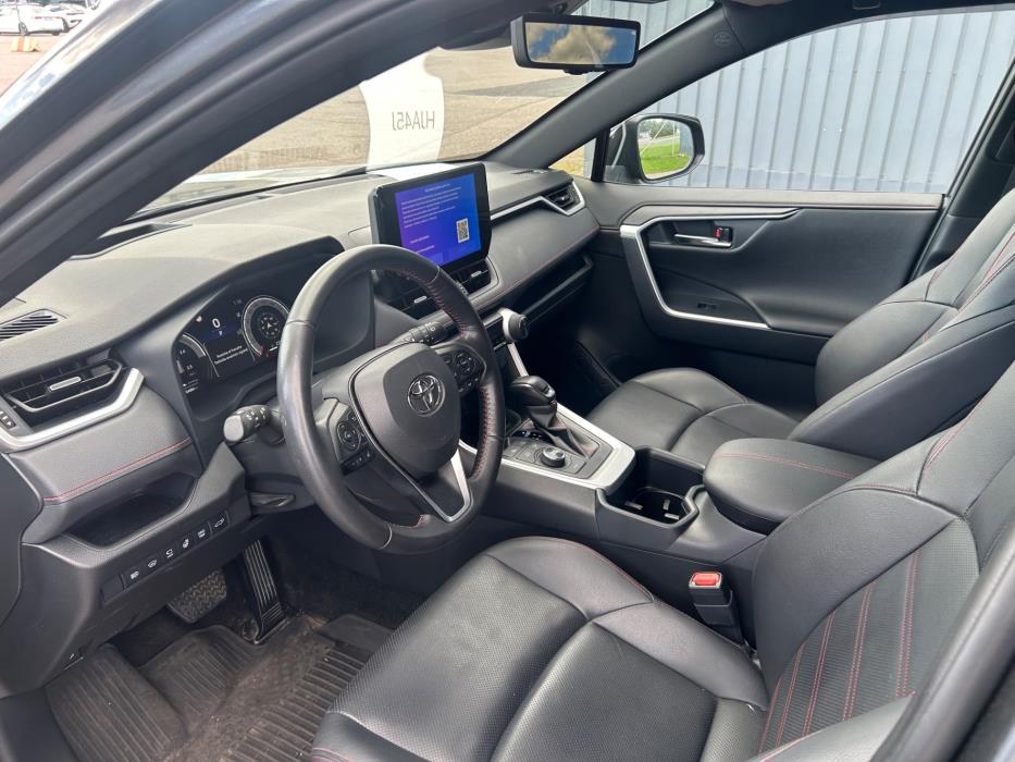 Toyota RAV4 Plug-in 2023