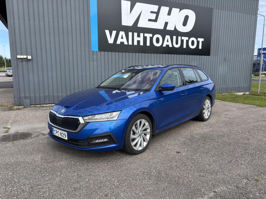 SKODA OCTAVIA 2021
