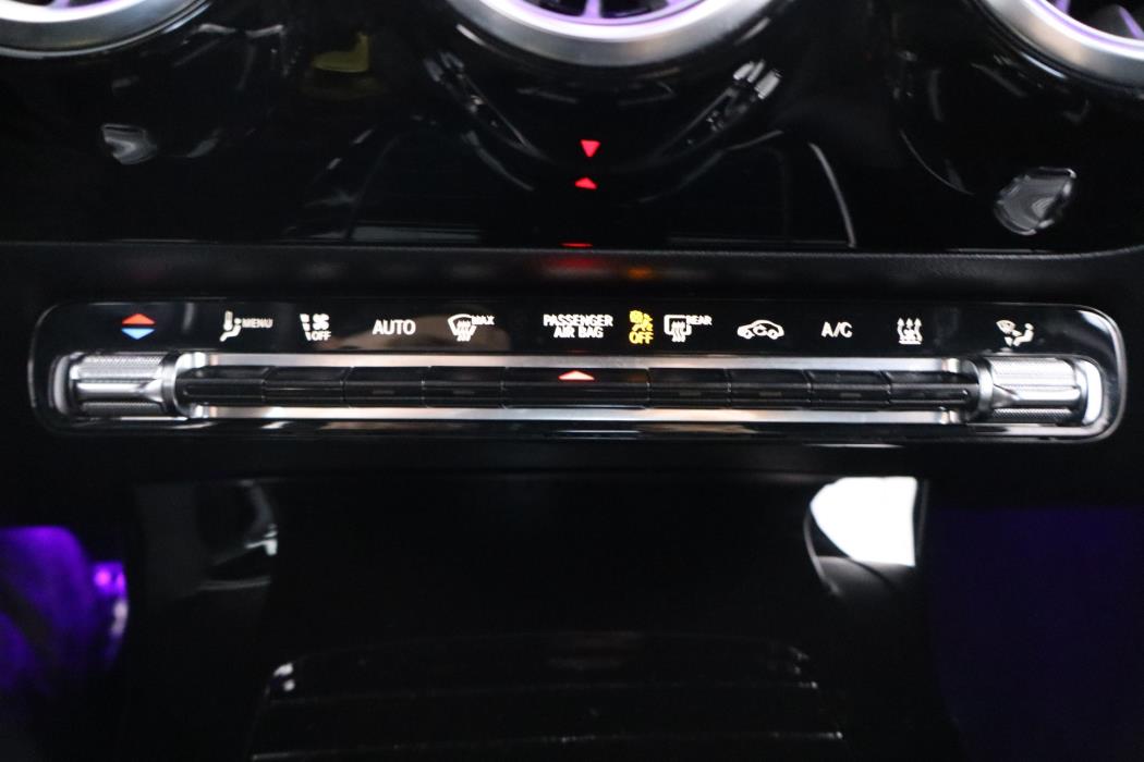 MERCEDES-BENZ A 2020