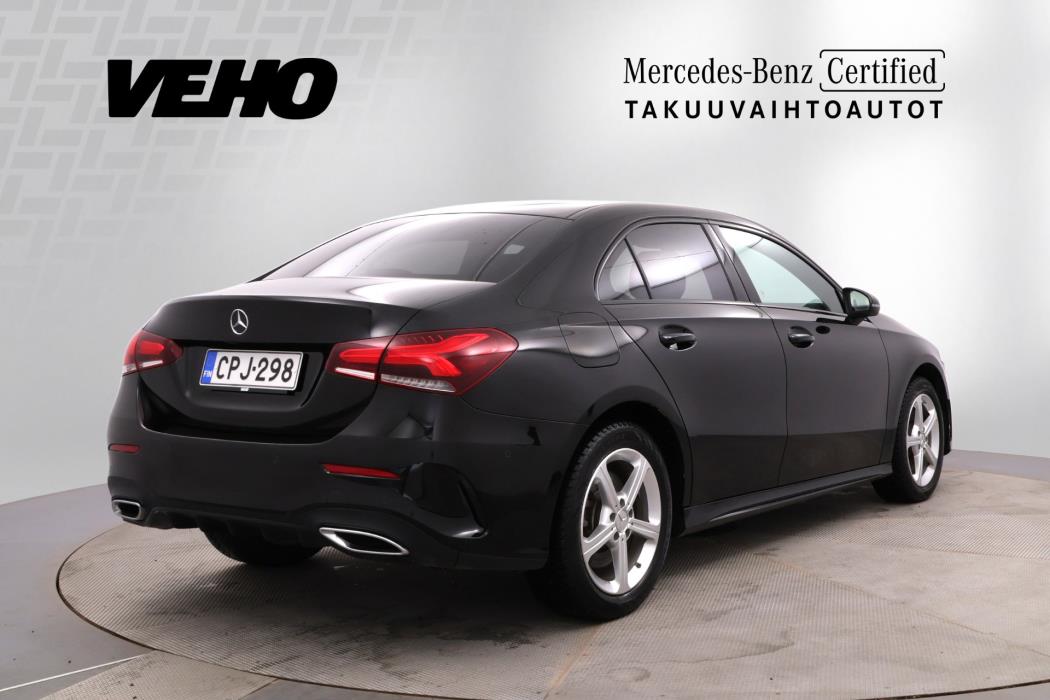 MERCEDES-BENZ A 2020