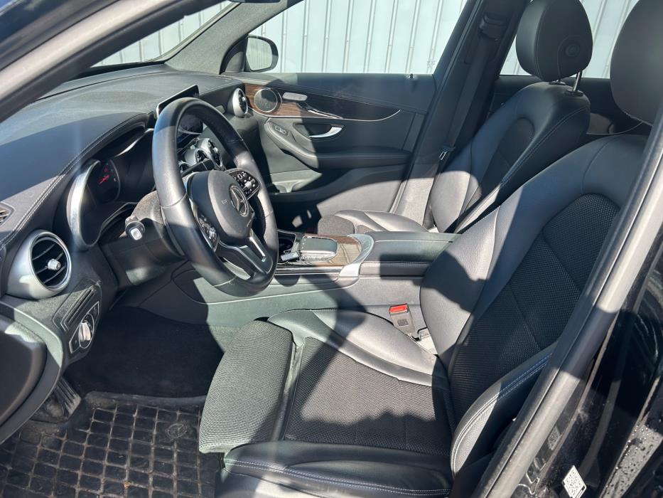 MERCEDES-BENZ GLC 2022