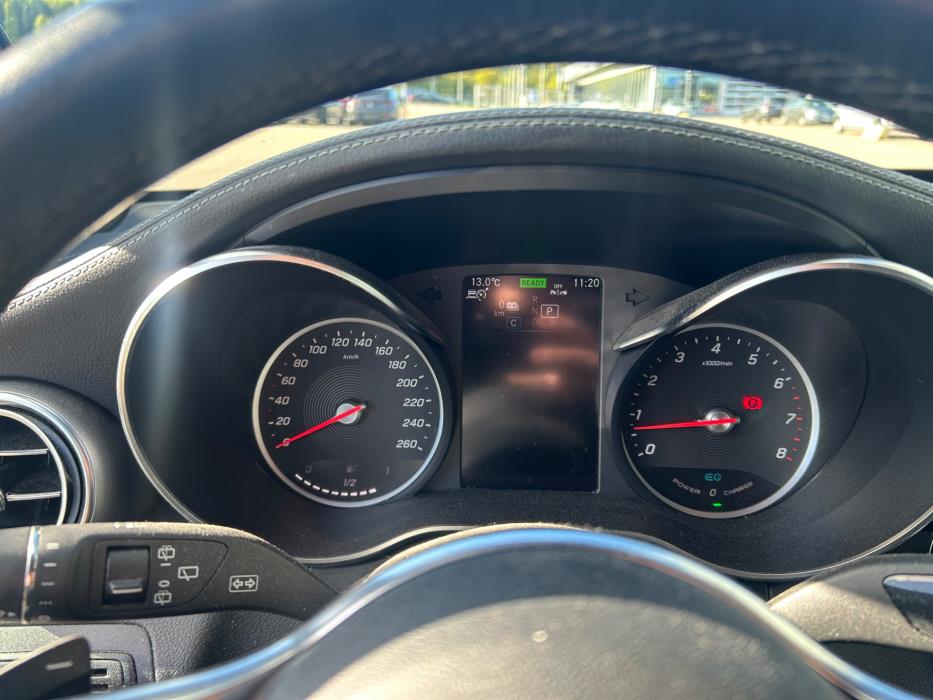 MERCEDES-BENZ GLC 2022