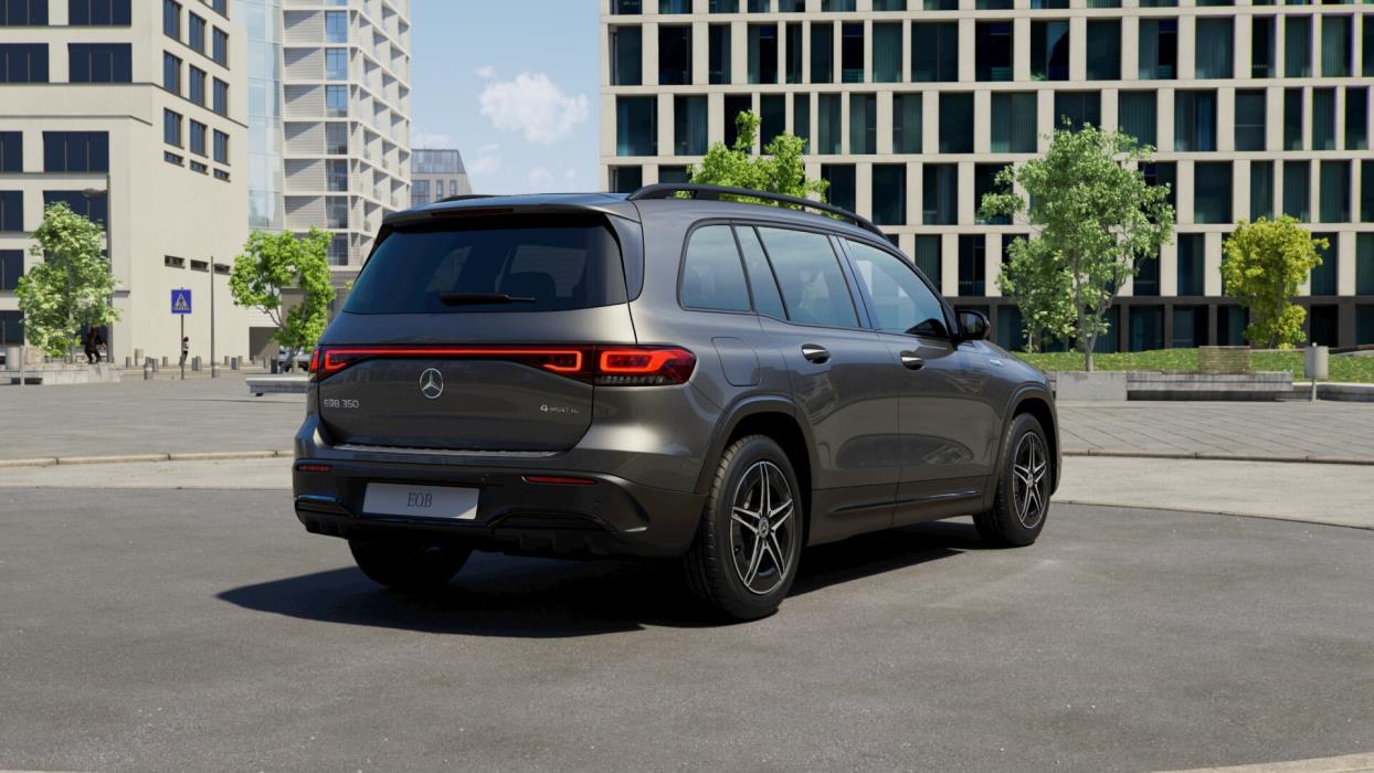MERCEDES-BENZ EQB 2022