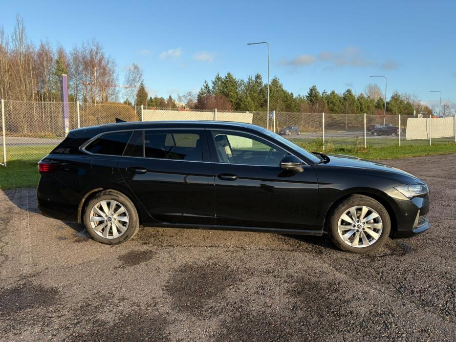 Skoda Superb 2025