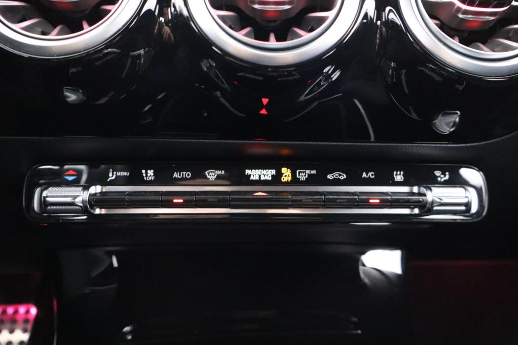 Mercedes-Benz CLA 2024