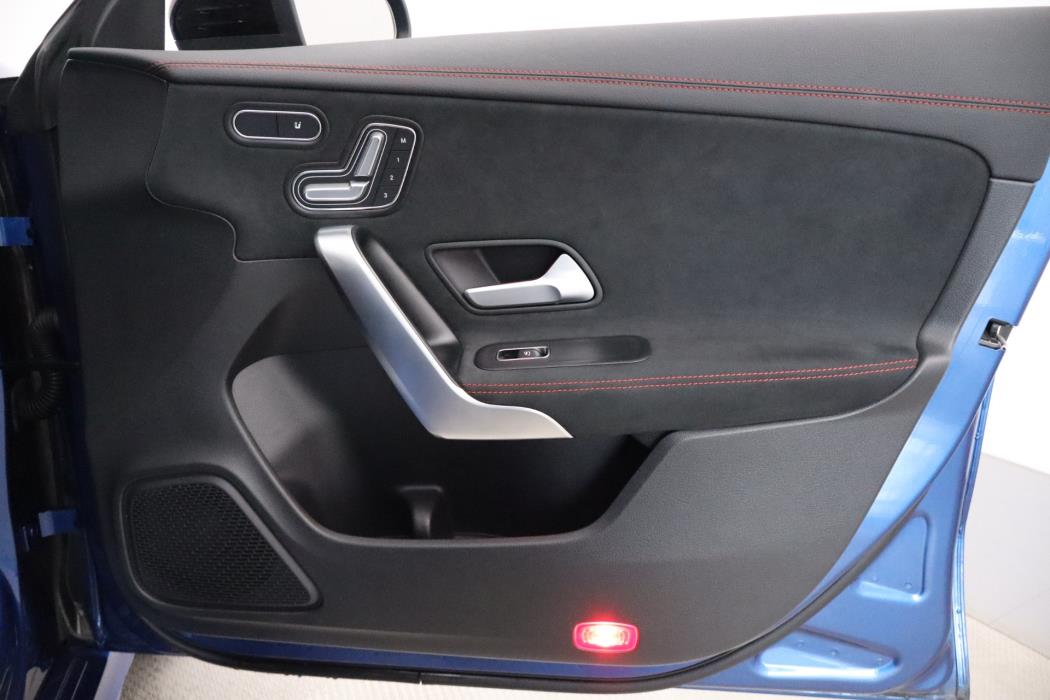 Mercedes-Benz CLA 2024