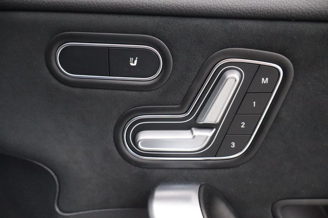 Mercedes-Benz CLA 2024