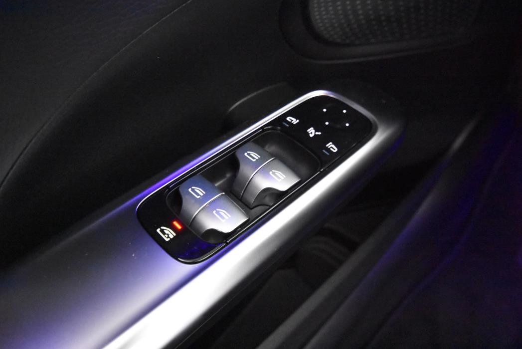 Mercedes-Benz C 2024