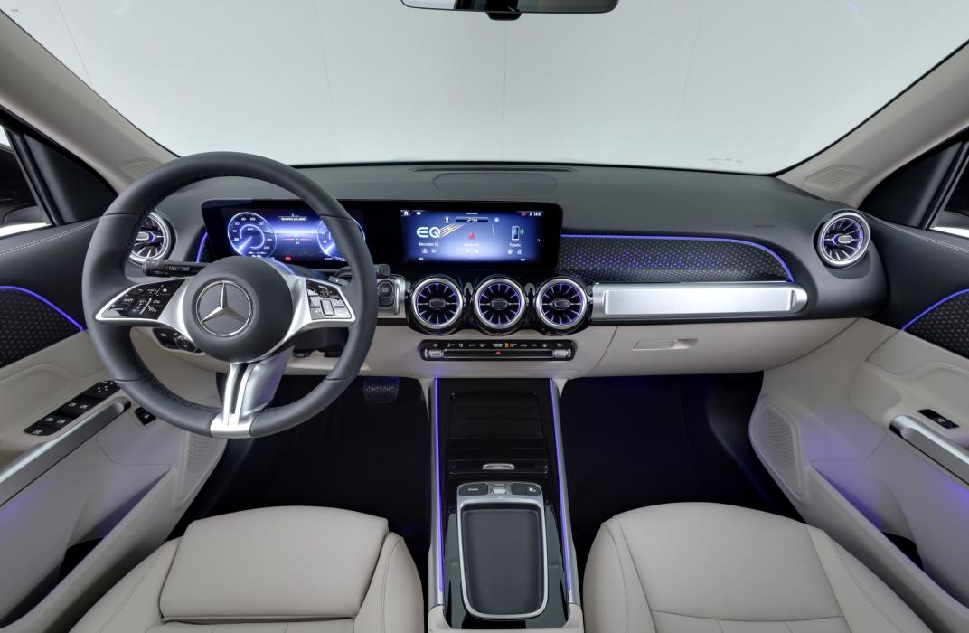 Mercedes-Benz EQB 2024