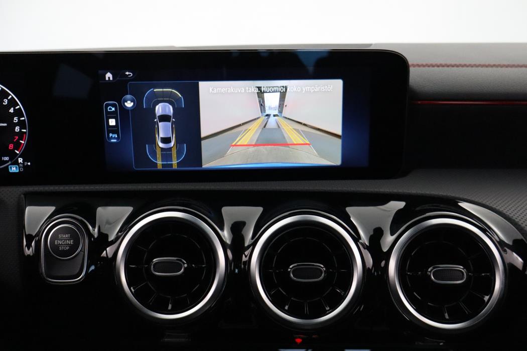 Mercedes-Benz CLA 2025