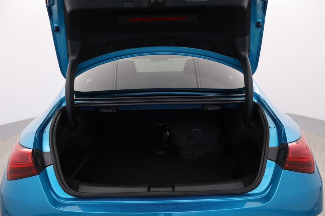 Mercedes-Benz CLA 2025