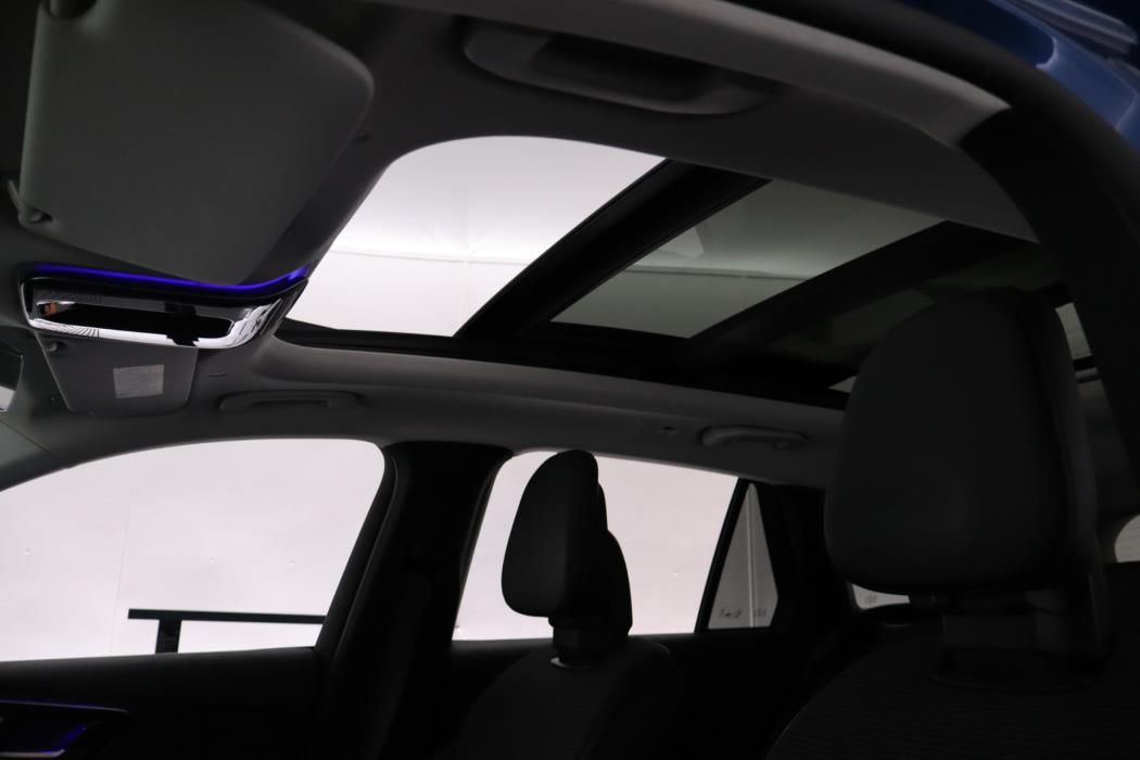 MERCEDES-BENZ GLC 2023