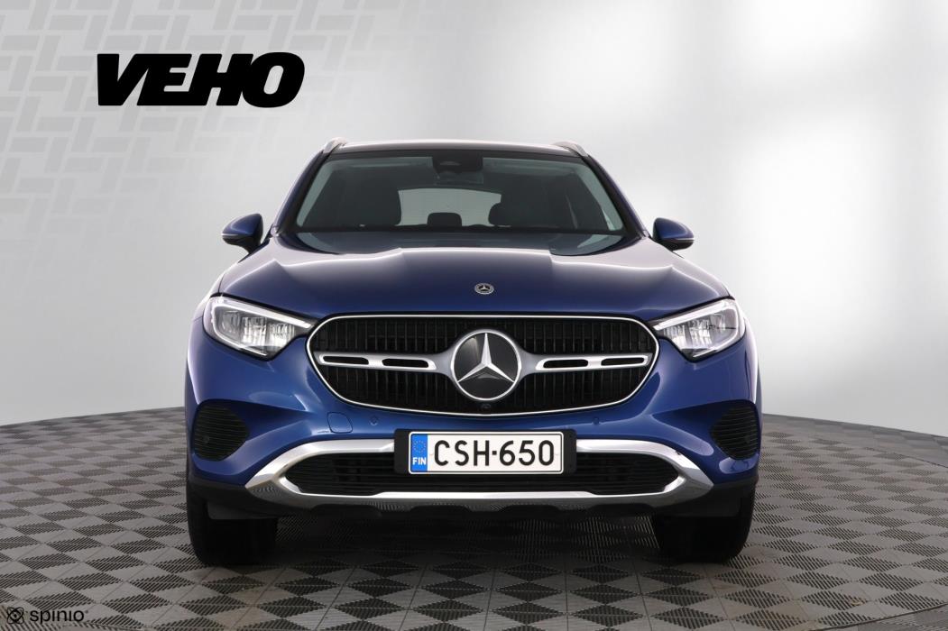 MERCEDES-BENZ GLC 2023