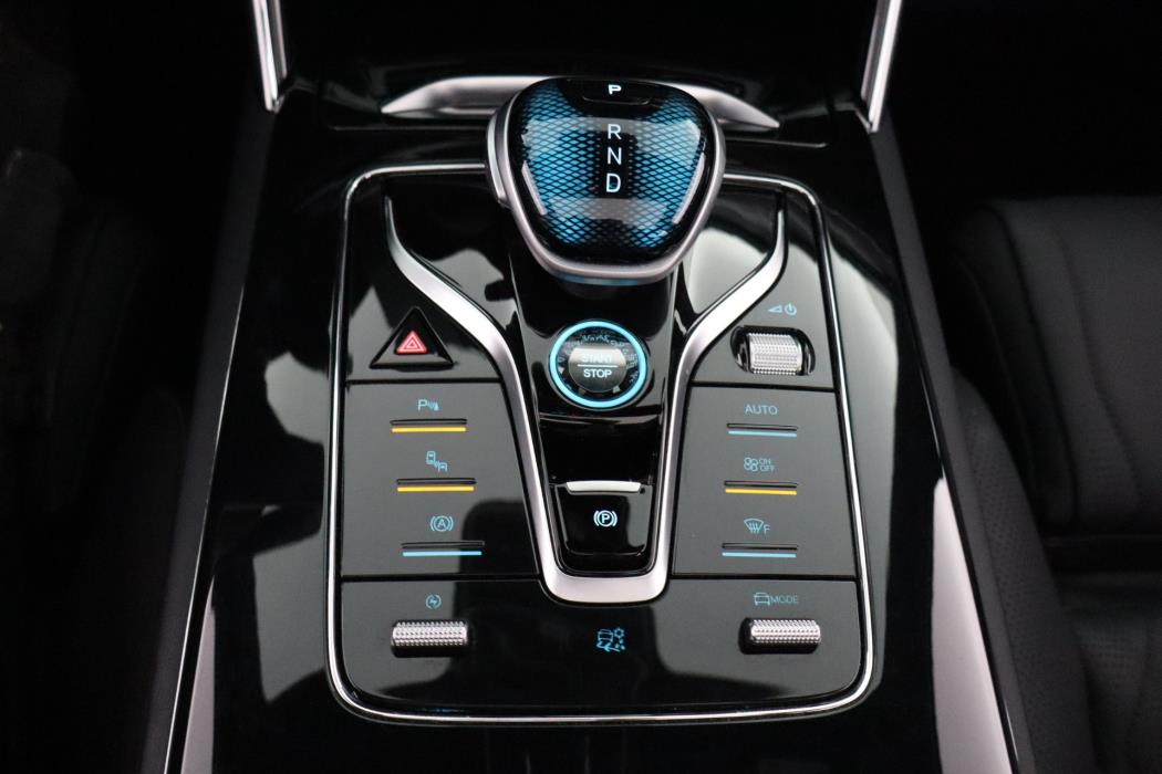 BYD Tang 2025