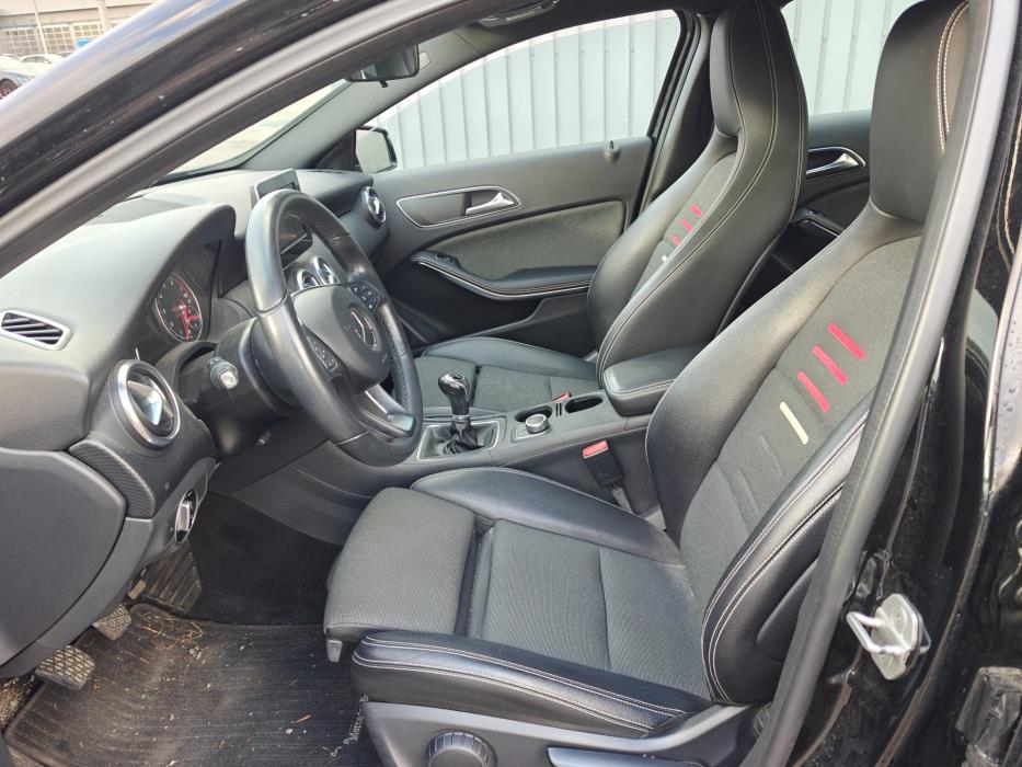 Mercedes-Benz A 2016