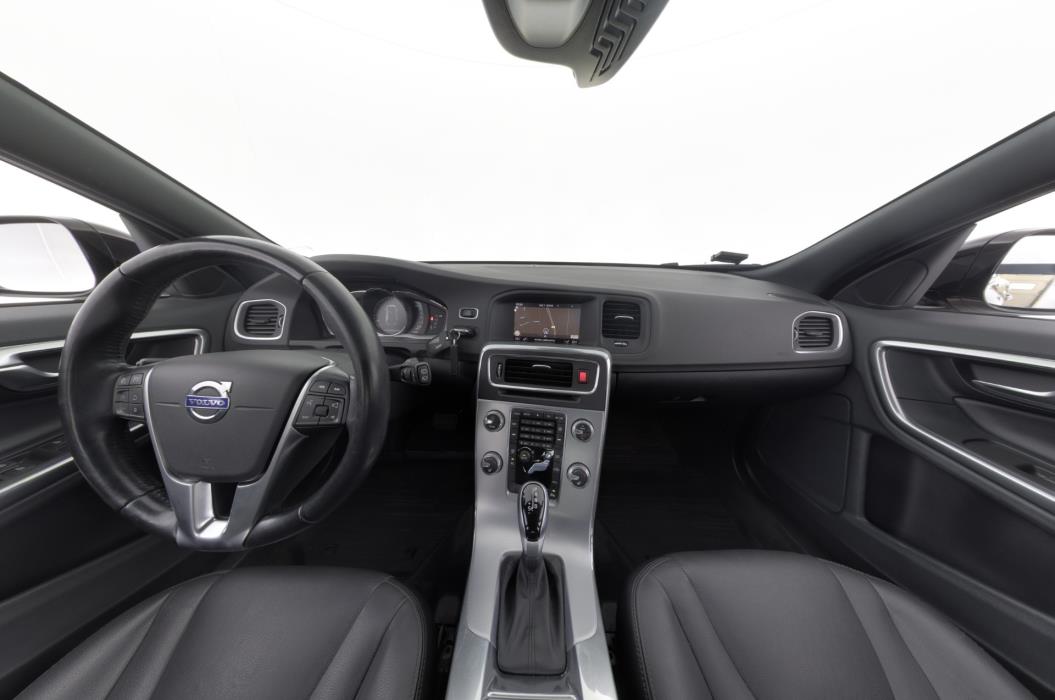 VOLVO V60 Cross Country 2018