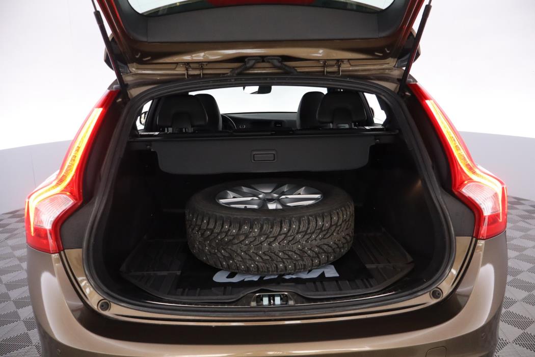 VOLVO V60 Cross Country 2018