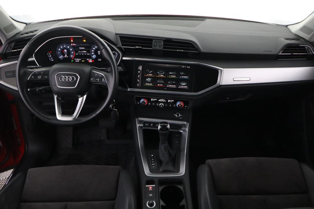 AUDI Q3 2019
