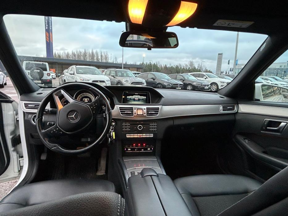 MERCEDES-BENZ E 2016