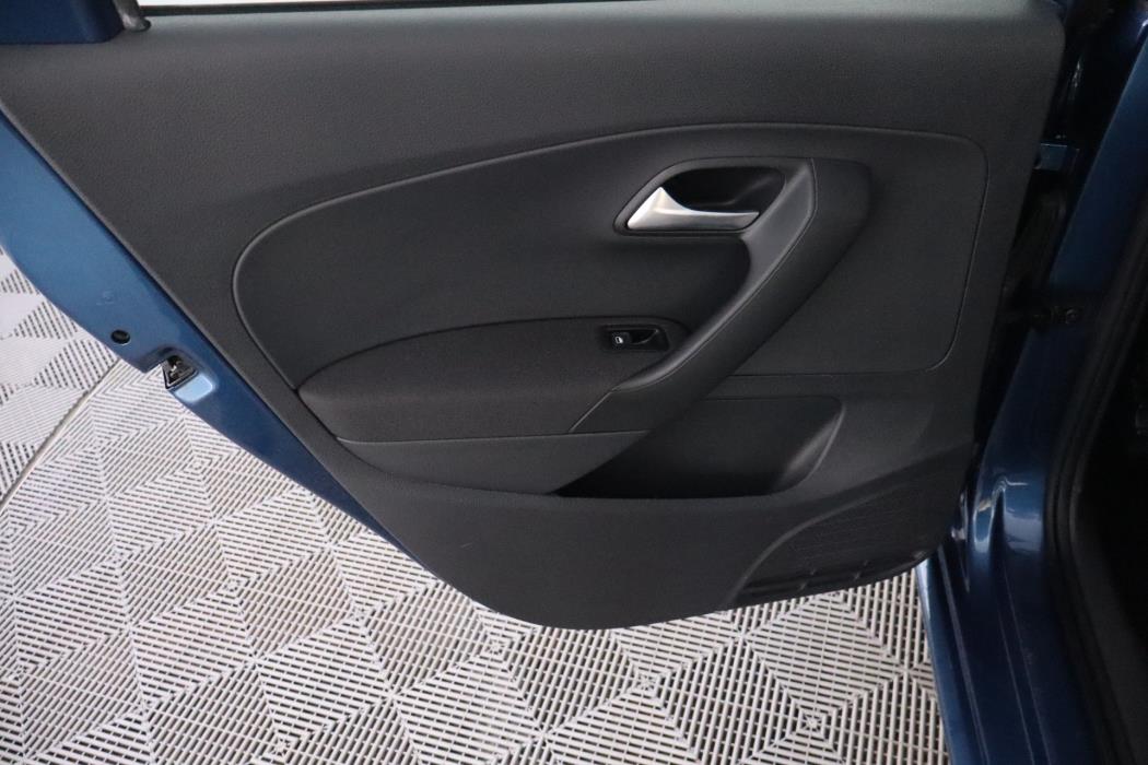 Volkswagen Polo 2015