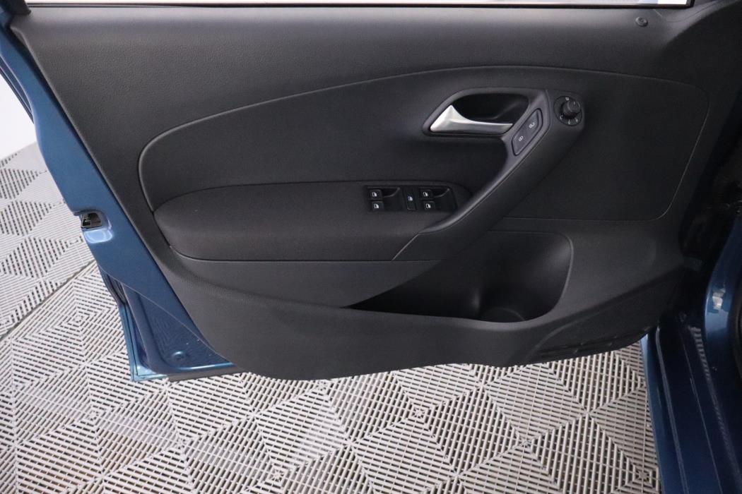 Volkswagen Polo 2015