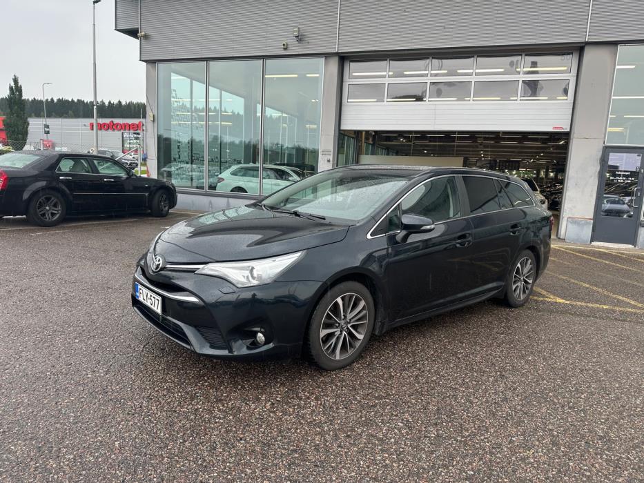 TOYOTA AVENSIS 2016