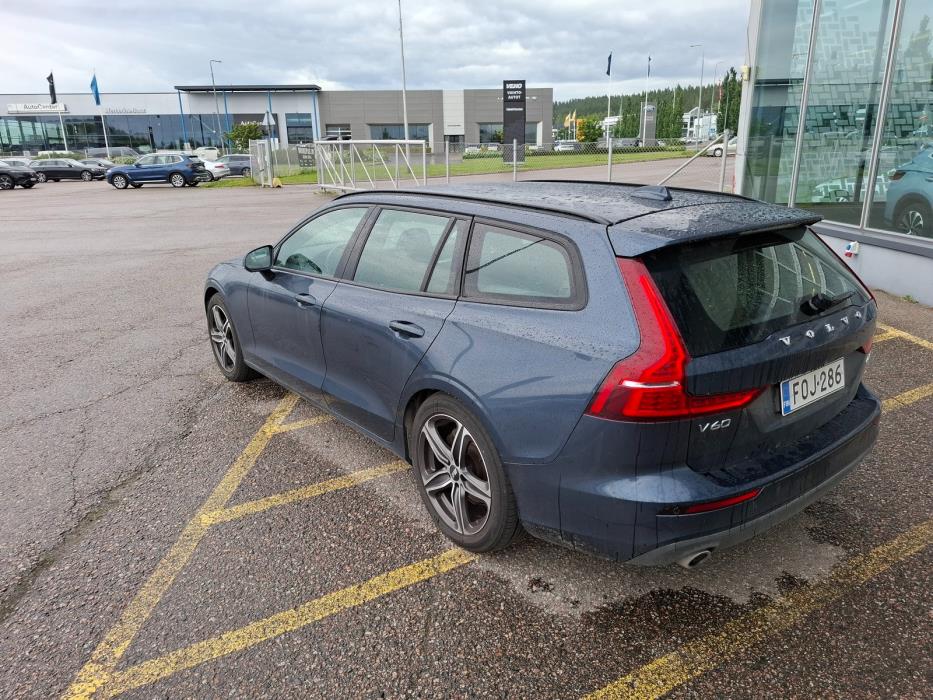 VOLVO V60 2019