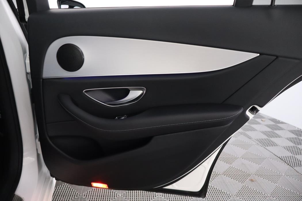MERCEDES-BENZ E 2021
