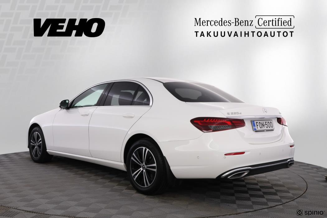 MERCEDES-BENZ E 2021