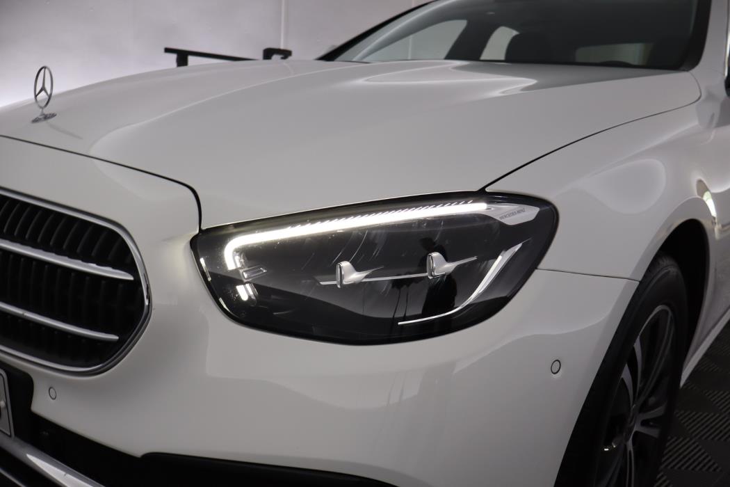 MERCEDES-BENZ E 2021