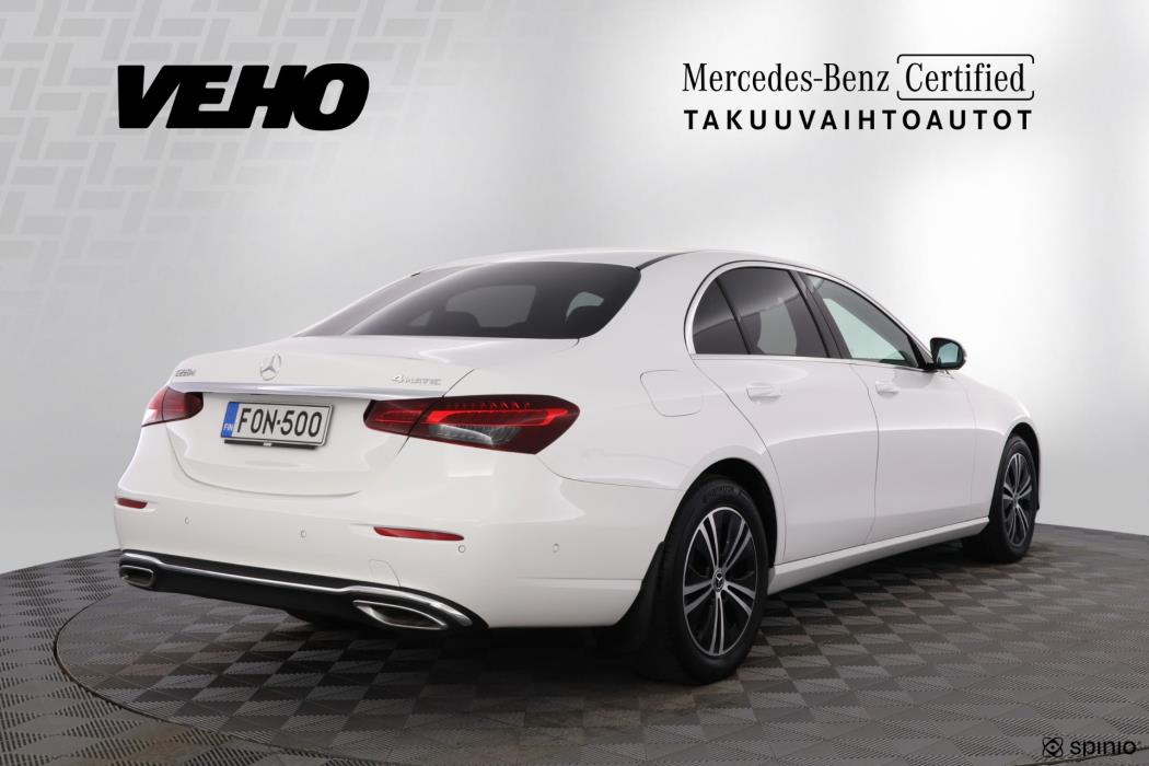 MERCEDES-BENZ E 2021