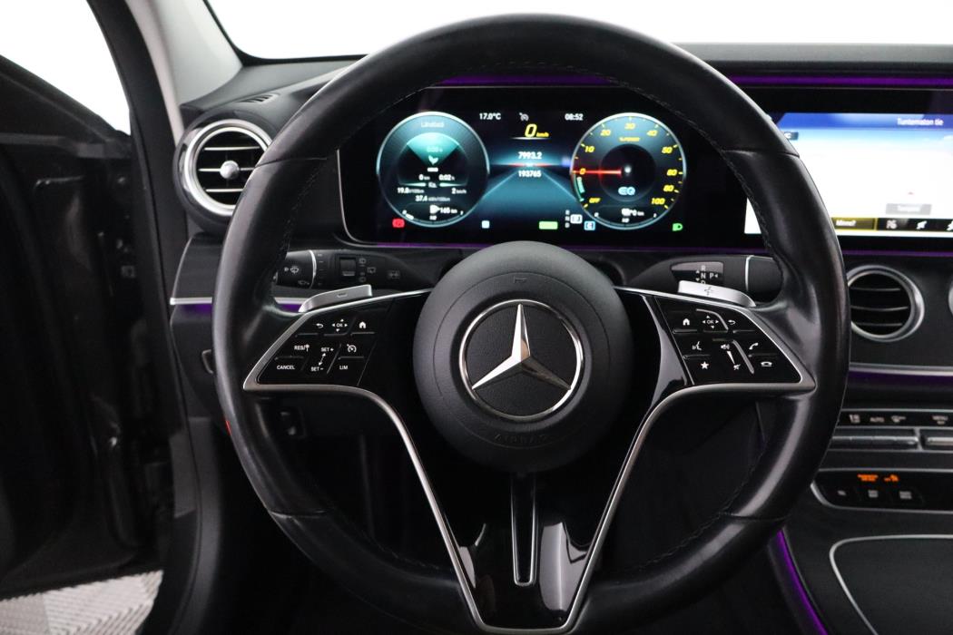 MERCEDES-BENZ E 2020