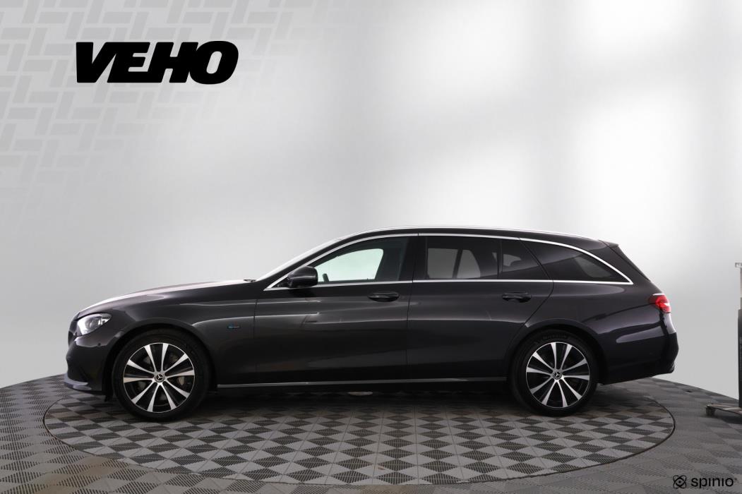 MERCEDES-BENZ E 2020