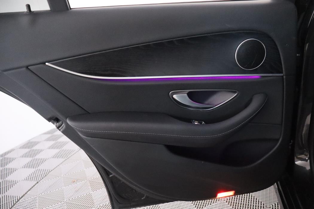 MERCEDES-BENZ E 2020