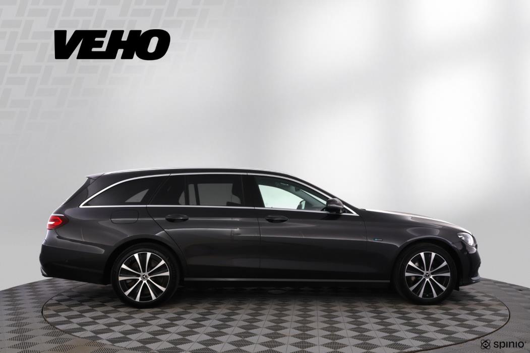 MERCEDES-BENZ E 2020