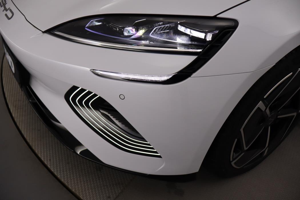 BYD Seal 2025
