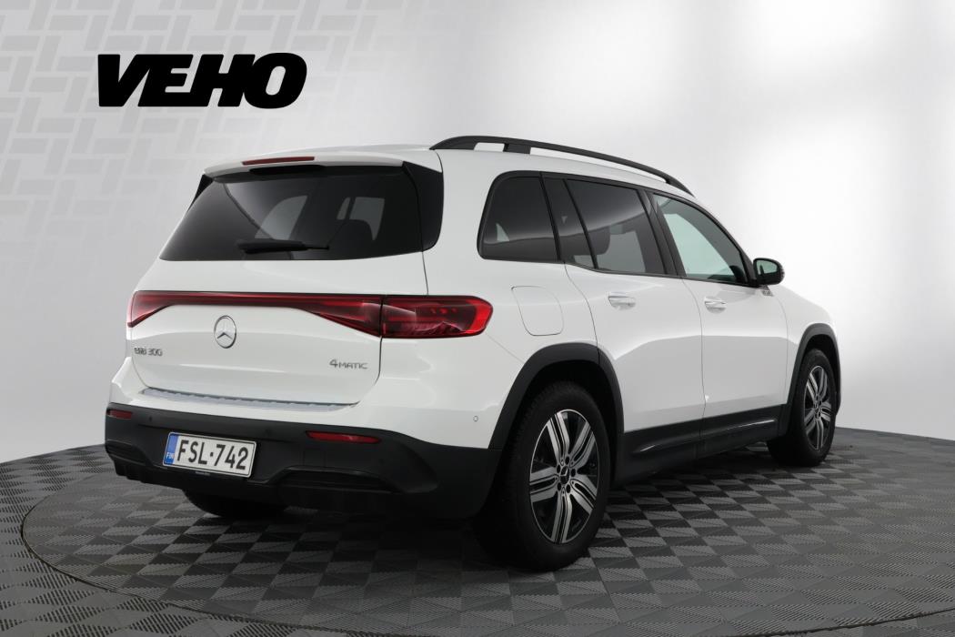 Mercedes-Benz EQB 2025