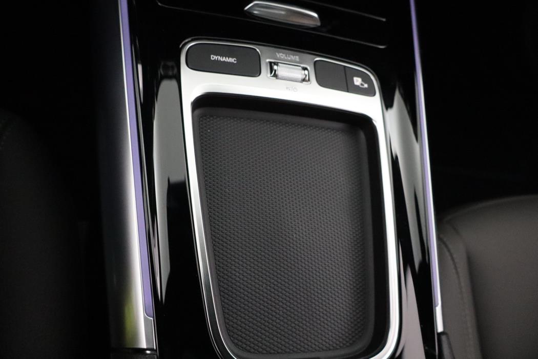 Mercedes-Benz EQA 2025