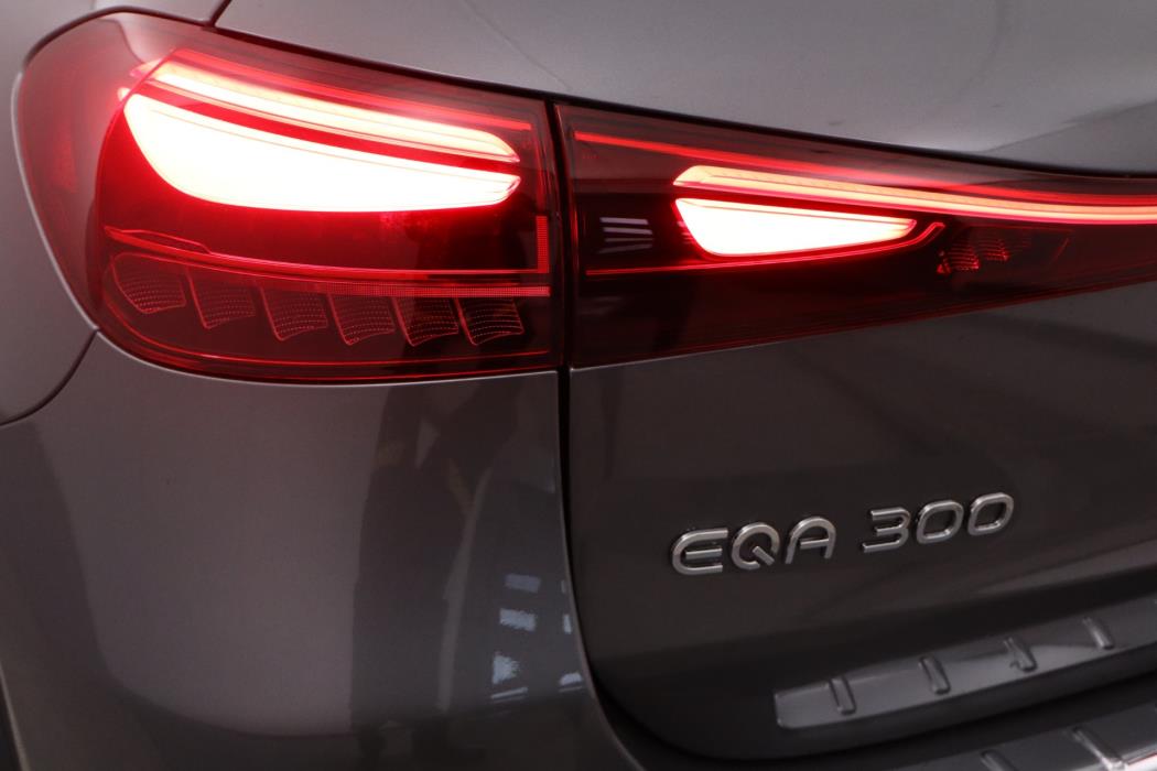 Mercedes-Benz EQA 2025