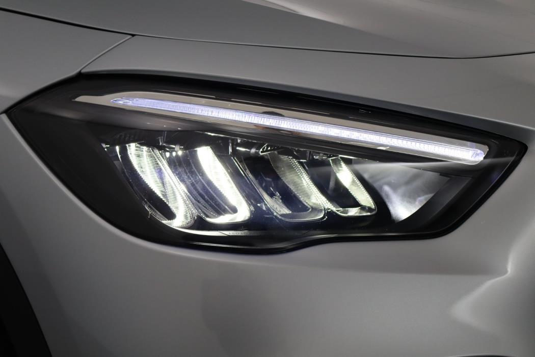 Mercedes-Benz GLA 2025