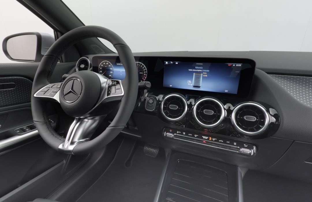 Mercedes-Benz GLA 2025