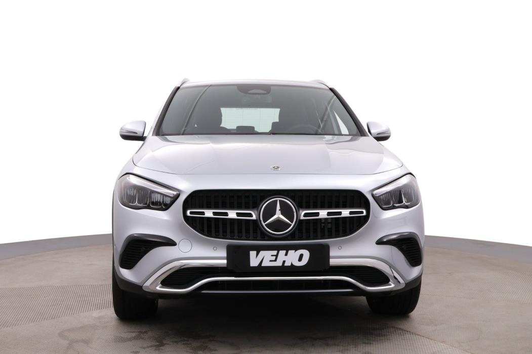 Mercedes-Benz GLA 2025