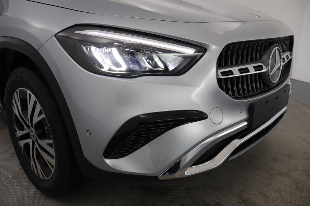 Mercedes-Benz GLA 2025