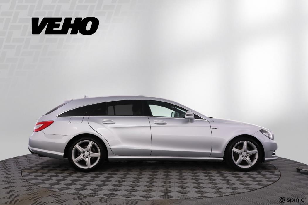 MERCEDES-BENZ CLS 2012