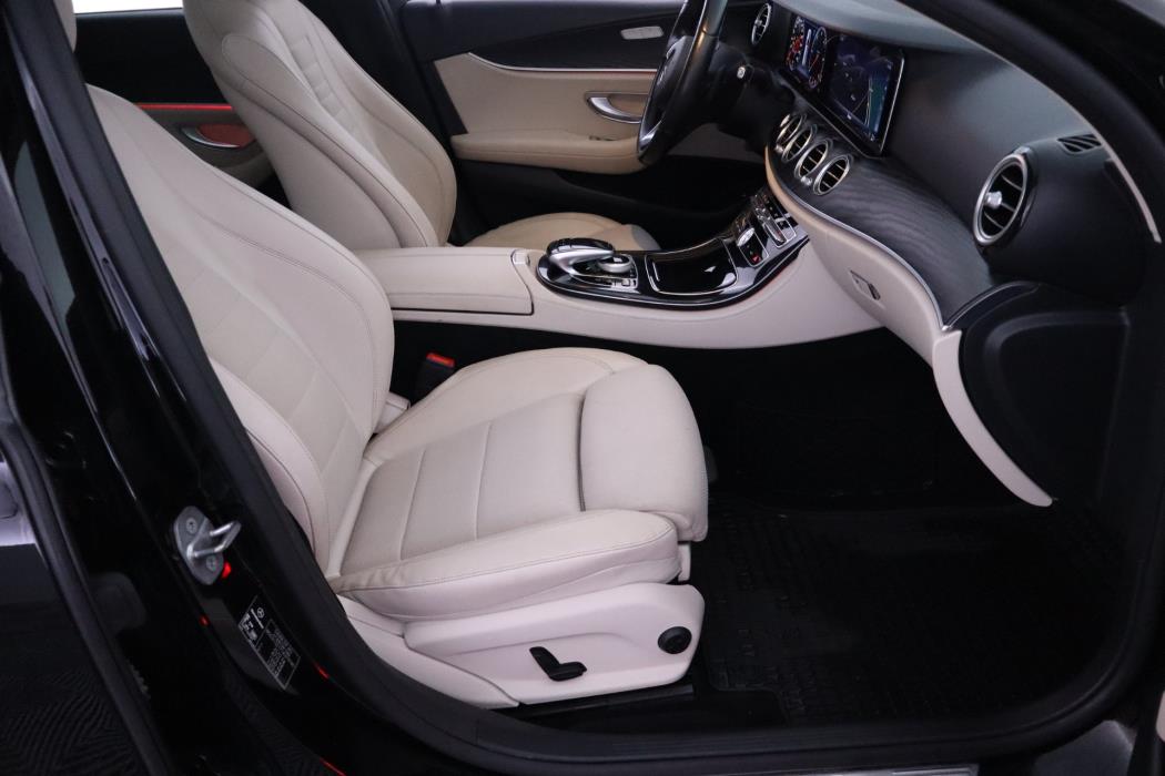 MERCEDES-BENZ E 2017